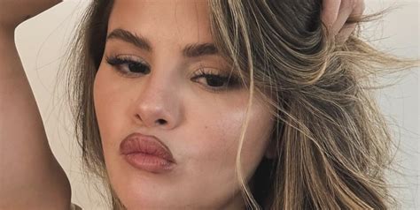 selena gomez nude photos|Selena Gomez just shared a naked bath photo and its vibes